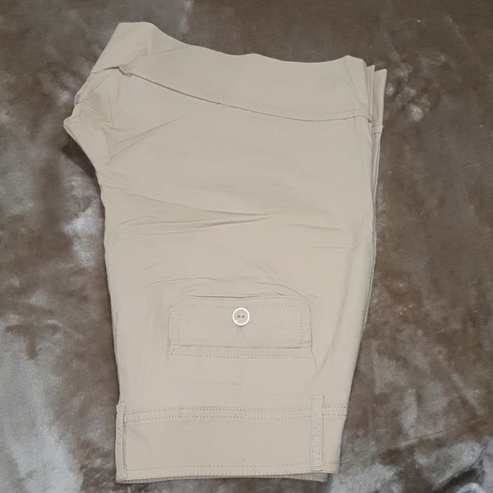 Shorts - Picture 2 of 2